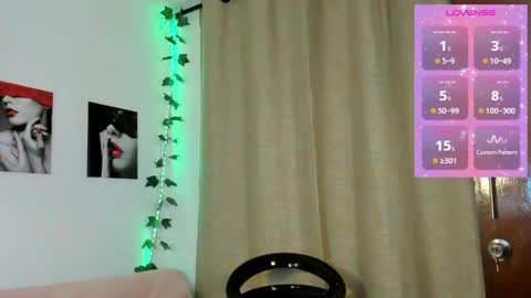 Snapshot of rebeca_marchetti chatting on 06.07.26 Rebeca Marchetti online show from 06.07.26