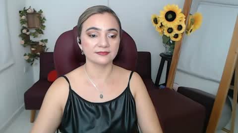 Snapshot of rebeca_milf chatting on 06.16.26 REBECA online show from 06.16.26
