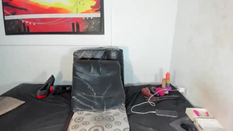 rebecabanks online show from 04.11.26