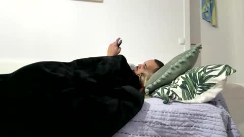 rebecaecalebe online show from 01.15.26