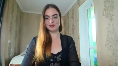 Rebecca online show from 10.11.25