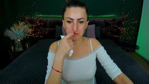 rebecca_diamonds online show from 02.27.25