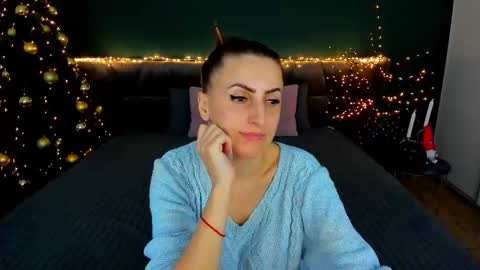 rebecca_diamonds online show from 01.05.26