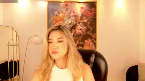 Snapshot of rebeccahudson_ chatting on 06.13.26 Rebe online show from 06.13.26