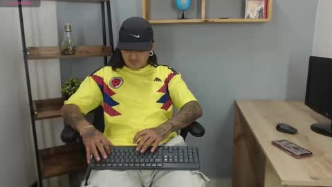 R E B E L online show from 10.09.25