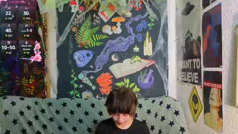 Lara online show from 11.17.25