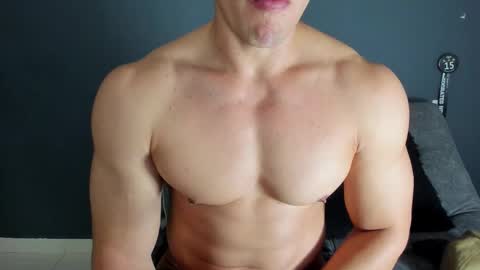 twitter REECET26 instagram RECCETAYLOR online show from 10.27.25