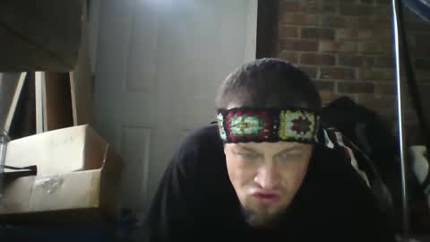 Snapshot of recka810 chatting on 02.16.25 recka810 online show from 02.16.25