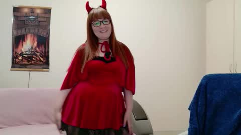 Snapshot of red_fox777 chatting on 02.06.26 Lisa online show from 02.06.26