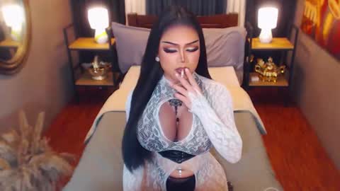 AsianRedivy online show from 12.04.25