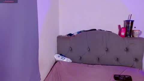 IG   OF red moonn online show from 12.16.25