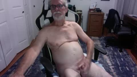 Snapshot of redbud3075 chatting on 07.08.26 Daddy G online show from 07.08.26