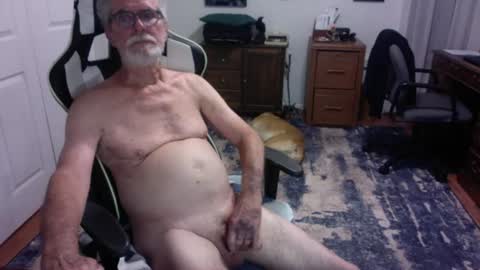 Snapshot of redbud3075 chatting on 07.11.26 Daddy G online show from 07.11.26