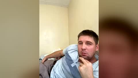 Snapshot of reddrockett69 chatting on 06.19.26 Ali j online show from 06.19.26