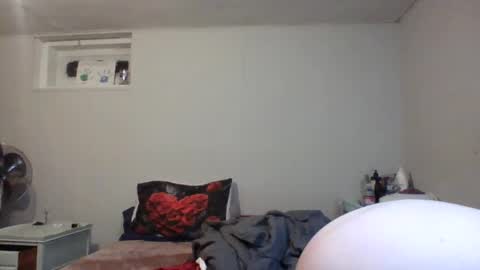 Lenae Redd online show from 01.28.25