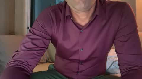 Snapshot of redinbev chatting on 11.12.25 eddy online show from 11.12.25