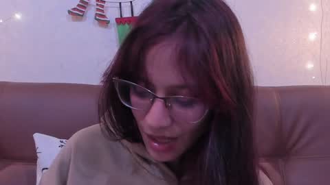 Snapshot of redmeloddy chatting on 12.17.24 Meloddy online show from 12.17.24