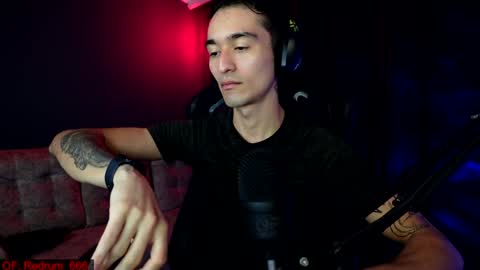 Snapshot of redrum_696 chatting on 12.05.24 Red online show from 12.05.24