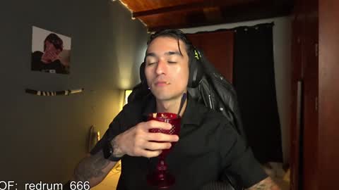 Snapshot of redrum_696 chatting on 01.24.25 Red online show from 01.24.25