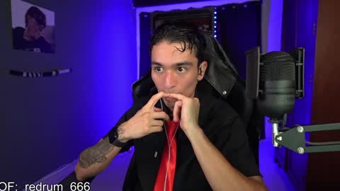 Snapshot of redrum_696 chatting on 01.28.25 Red online show from 01.28.25
