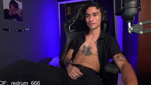 Snapshot of redrum_696 chatting on 01.28.25 Red online show from 01.28.25