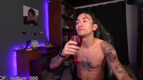 Snapshot of redrum_696 chatting on 01.30.25 Red online show from 01.30.25