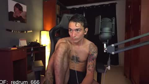 Snapshot of redrum_696 chatting on 02.21.25 Red online show from 02.21.25