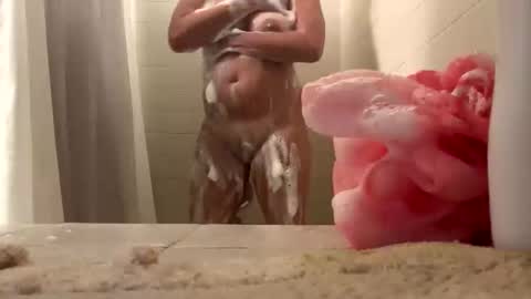 Red online show from 10.07.25