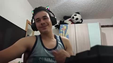 Snapshot of redsoul951869 chatting on 09.25.25 RedsoulReaver online show from 09.25.25