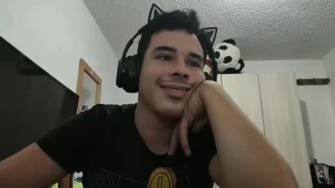 Snapshot of redsoul951869 chatting on 10.09.25 RedsoulReaver online show from 10.09.25