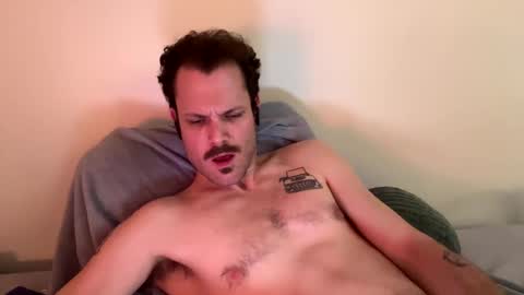 Snapshot of reed_thomas chatting on 01.07.25 Reed Thomas online show from 01.07.25