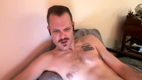 Snapshot of reed_thomas chatting on 01.16.25 Reed Thomas online show from 01.16.25