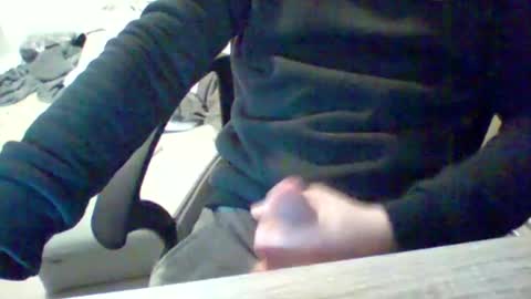 Snapshot of refar12 chatting on 02.21.25 refar12 online show from 02.21.25