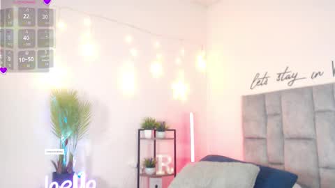 regina1819 online show from 01.15.26