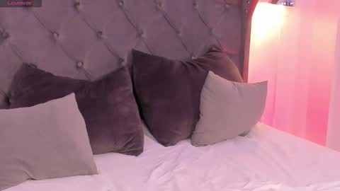 Snapshot of regina_noctixx chatting on 01.18.26 Regina online show from 01.18.26