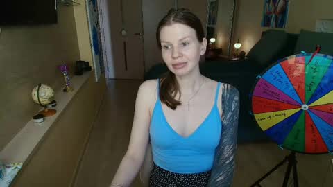 Snapshot of reginasparkle chatting on 06.03.26 Regina online show from 06.03.26