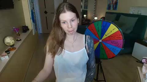Snapshot of reginasparkle chatting on 07.01.26 Regina online show from 07.01.26