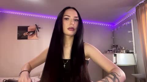 Snapshot of reginavandivier chatting on 07.07.26 Amelia online show from 07.07.26