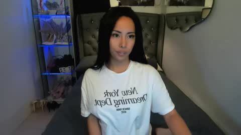 reighnempress online show from 04.18.26