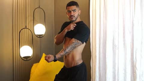 Reik online show from 12.21.25