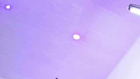 Snapshot of reikaminato chatting on 09.18.25 Reika online show from 09.18.25