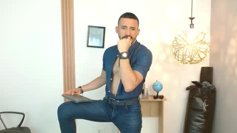   REIKO  online show from 09.10.25