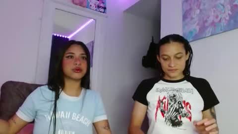 reina_reina online show from 03.27.26