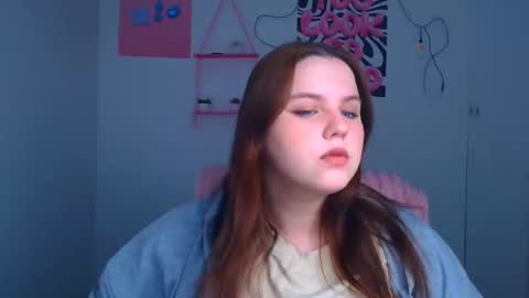 Snapshot of reinakitty_ chatting on 01.06.26 Reina online show from 01.06.26