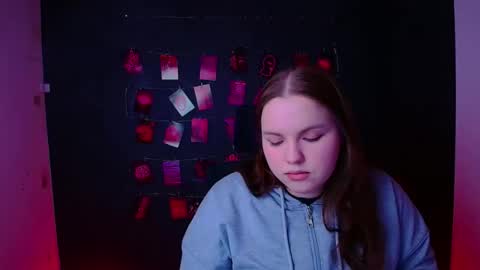 Snapshot of reinakitty_ chatting on 01.14.26 Reina online show from 01.14.26