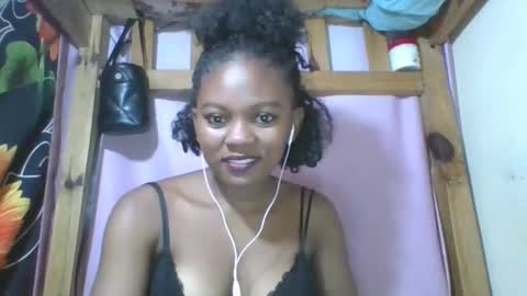 Snapshot of reinechi chatting on 05.11.26 Reinechi online show from 05.11.26