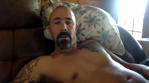 Snapshot of remington543 chatting on 12.02.24 remington543 online show from 12.02.24