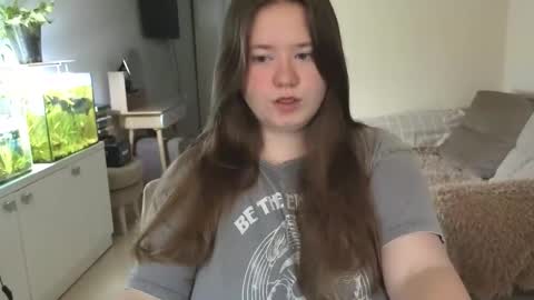 Snapshot of remirann_ chatting on 11.02.25 Ann OF - remirann21 online show from 11.02.25