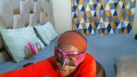 Snapshot of remmyqueen chatting on 05.31.26 remmyqueen online show from 05.31.26