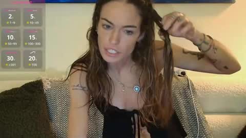 Snapshot of remyveloura chatting on 06.01.26 Remy online show from 06.01.26